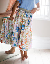 Load image into Gallery viewer, Frankies Odette Poly Satin Skirt - Bloom