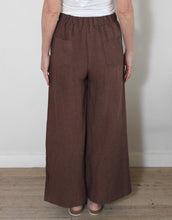 Load image into Gallery viewer, indigo-boutique-australia-little-lies-jude-linen-pants-chocolate-womens-clothing