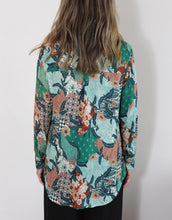 Load image into Gallery viewer, indigo-shirt-mt-fuji-green-womens-clothing-australia
