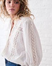 Load image into Gallery viewer, Kireina &#39;Isabella&#39; Shirt - White
