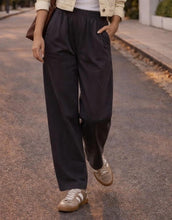 Load image into Gallery viewer, Little Lies B.Cords - Charcoal