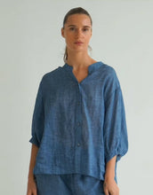 Load image into Gallery viewer, Worthier Linen Shirt - Denim Blue