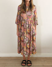Load image into Gallery viewer, Evie Dress - Mt. Fuji Pink Print